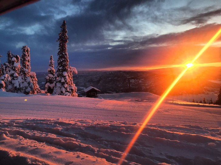 Åpent 22 og 23 april!
Norefjell har stengt sentra.