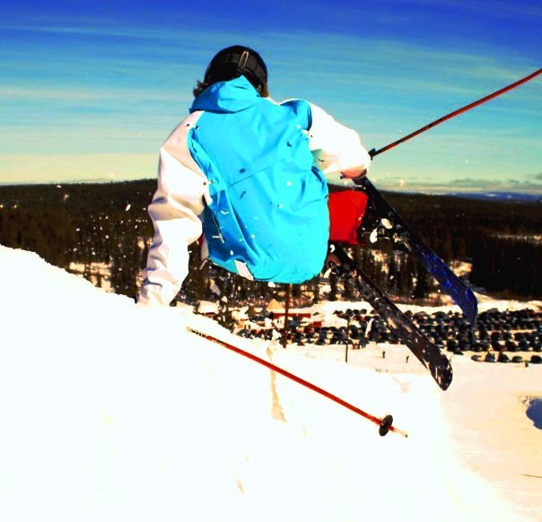 Körde lite i pipen i brist på puder. Foto: Erik röckner. Åkare: Johan Röckner.