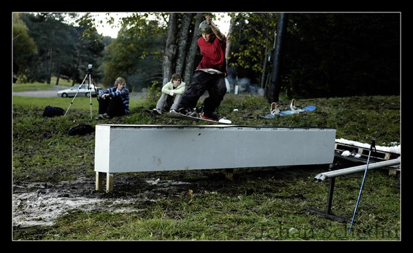 Roffe slänger iväg någon typ av switchup på bo. Foto: Johan Schedin. Åkare: Rolf Nylinder.