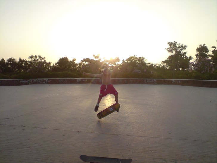 Kickflip. Foto: Albin. Åkare: Axel.