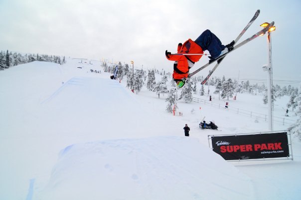 yeee ;). Åkare: Carl Widing.