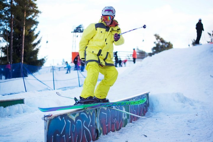 Skidor. Foto: Johanna Carlsson. Åkare: Simon Pettersson Wallin.