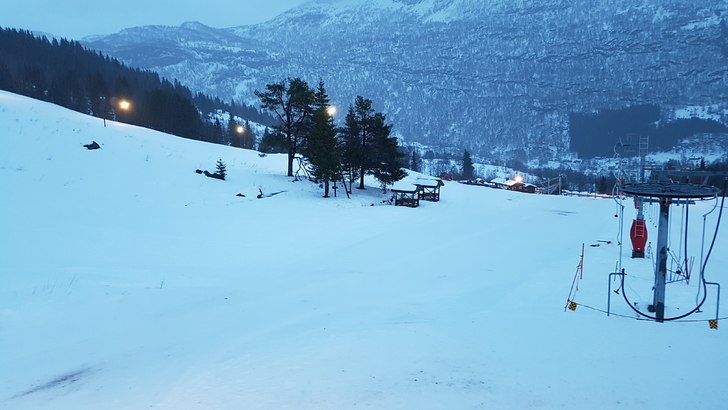 Regnet gir god gli :-)
Dagen i dag er våt og regn.