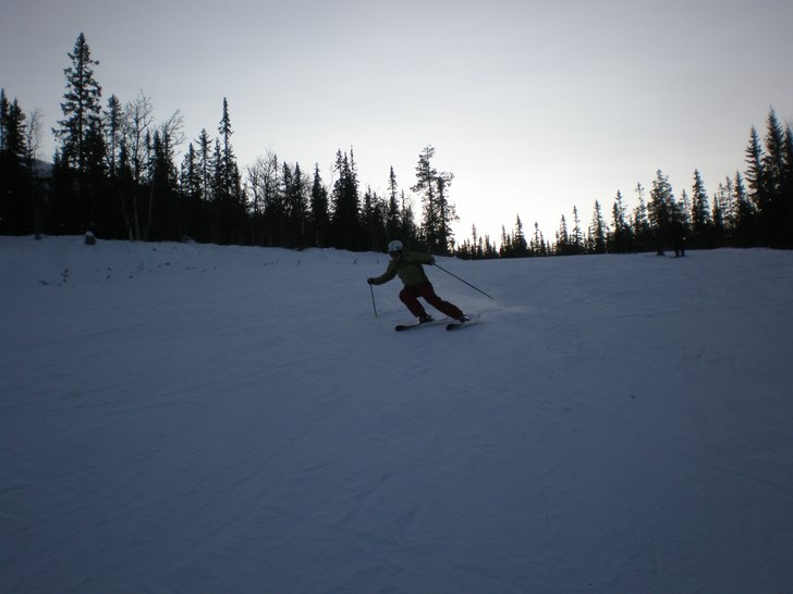 Foto: Jonas Olsson. Åkare: Emil Olsson.