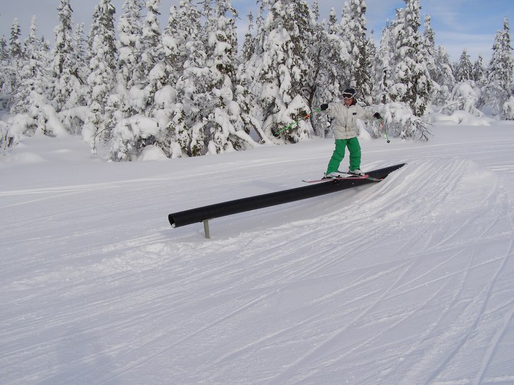 rails. Foto: Mamma. Åkare: Rasmus Edfalk.