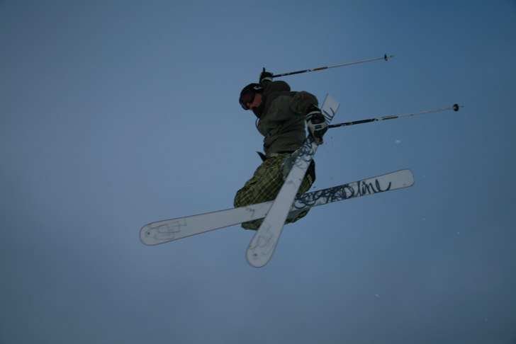 some skiing on the "Ås". Foto: erik hellström. Åkare: hemming nilsson.