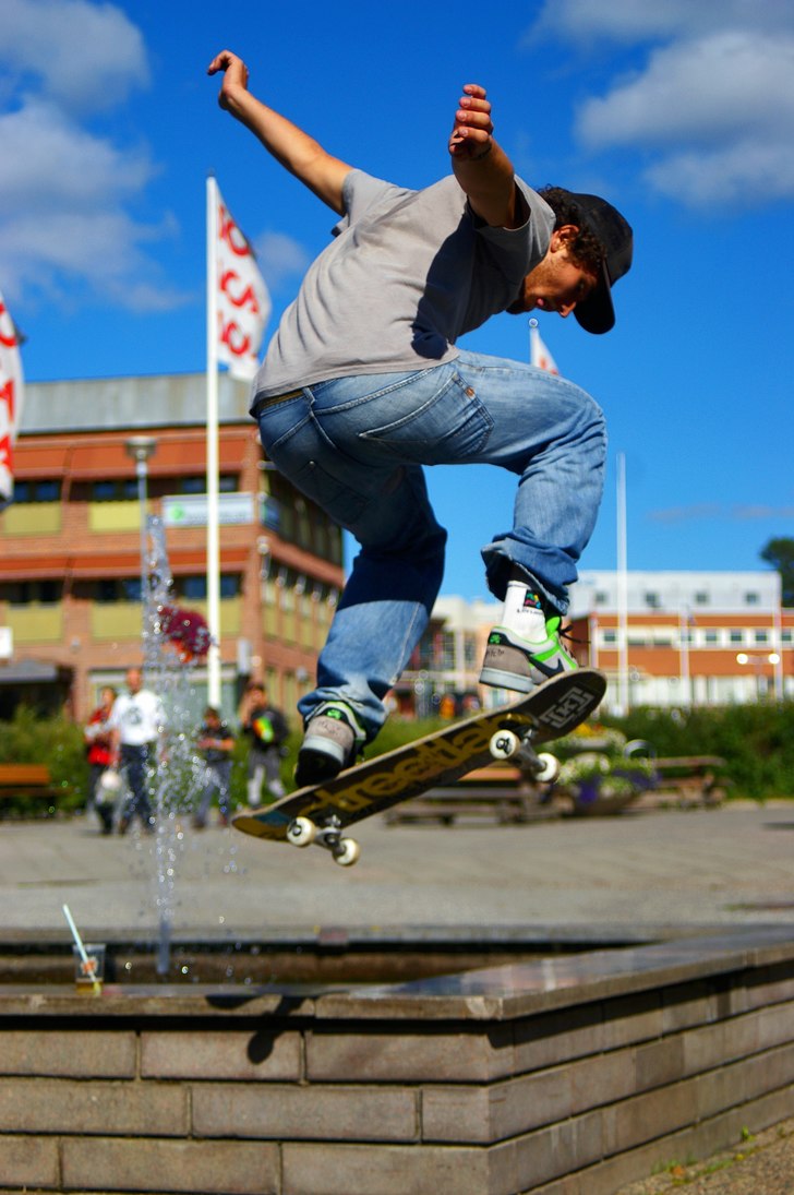 180. Foto: Emanuel Edman. Åkare: Petter Löfgren.