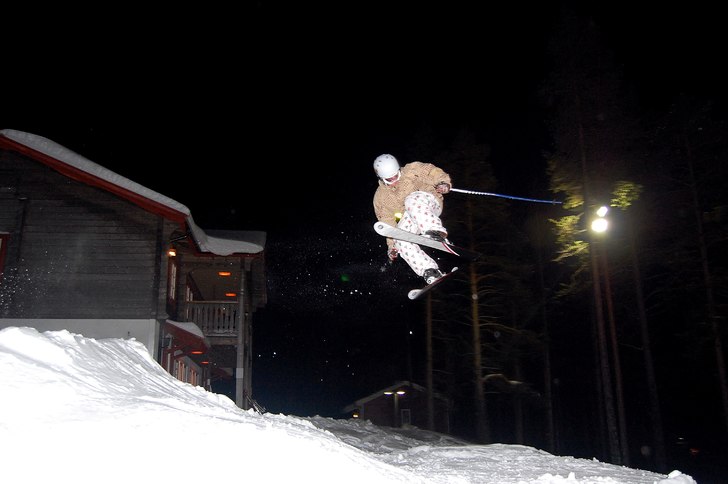 "cork" 3 to land on the butt. Foto: Jaokim Nilsson. Åkare: Jimmy Falk.