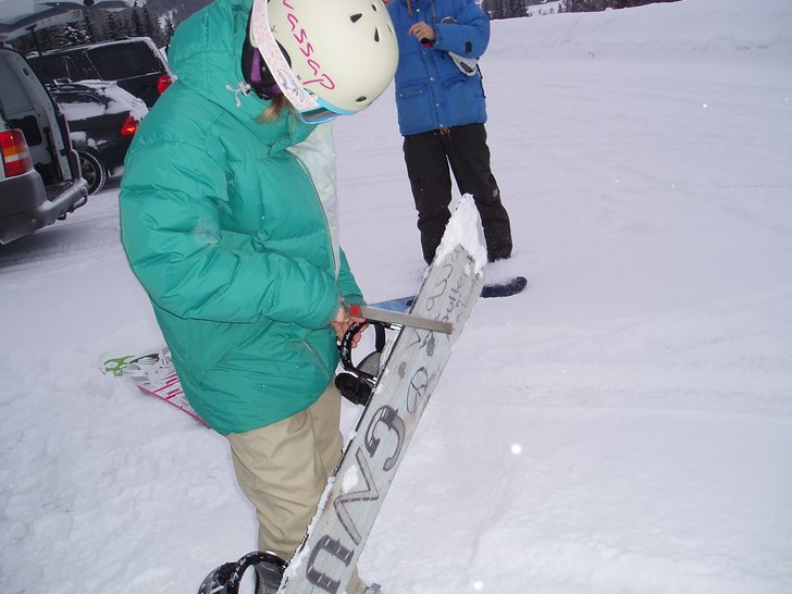 fila lite på nya boarden. Foto: Daniel Malcsson. Åkare: gustav waldås.