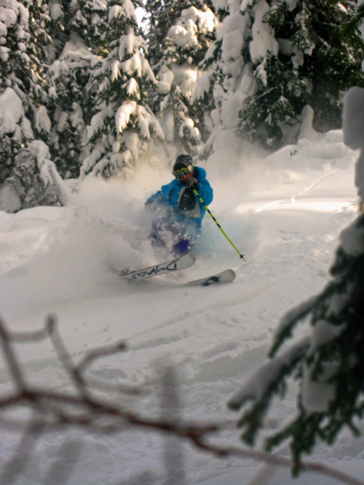 fresh pow. Foto: jokke goude. Åkare: niklas malmsten.