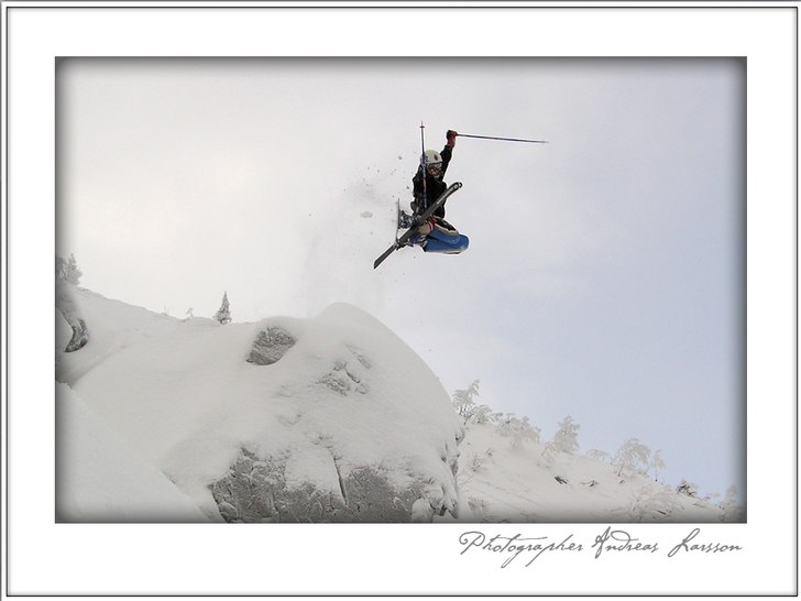 Foto: Andreas Larsson. Åkare: Jerker Aspgård.