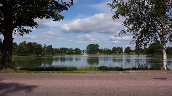 Utsikten över Sundstasjön från min ManCave i Ka. Foto: Samuel (MySelf).