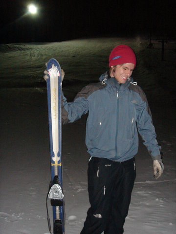 Säsongens första abstinens botad.. Foto: Fredrik Åkerblom. Åkare: Martin Persson.