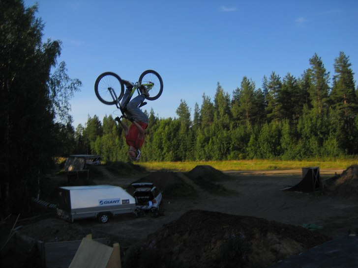 flip. Foto: Niklas Lundqvist. Åkare: Pär Berglund.