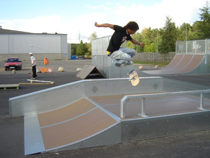 360 flipp. Foto: erik. Åkare: sante.