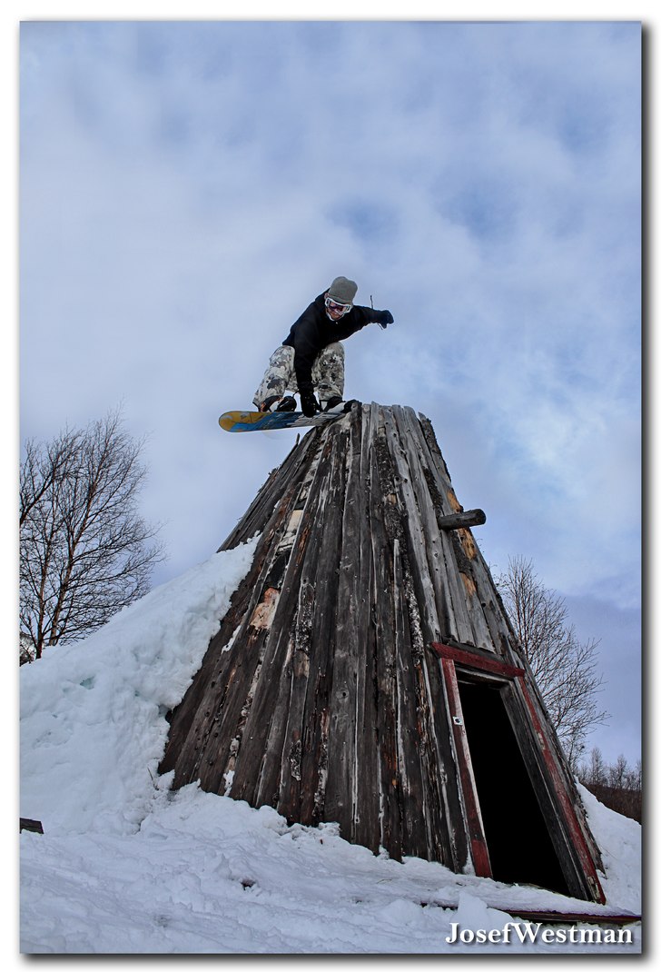 hittade en kåsa utanför all offpist !. Foto: Josef Westman. Åkare: Andreas Söderholm.