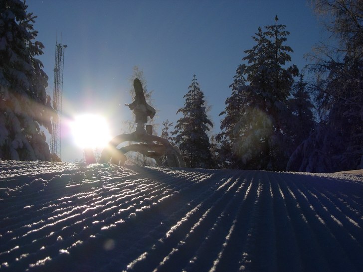 En fin morgon på toppen och en gammal hederlig Ra. Foto: Kalle Hansols. Åkare: Kalle Hansols.