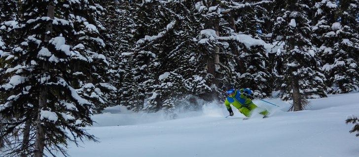 MAKEROF ENTERTAINMENT. Foto: Viktor Wallmark. Åkare: Axel Arlej.
