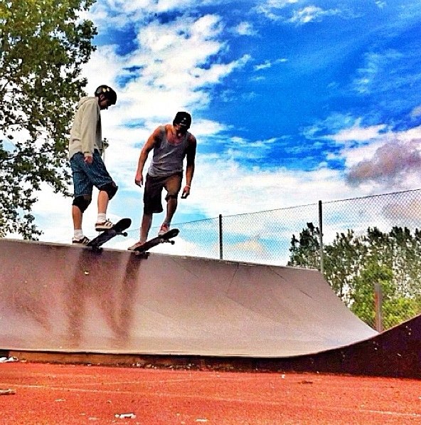 Åkare: Pontus Lindholm-Rasmus Andersson.