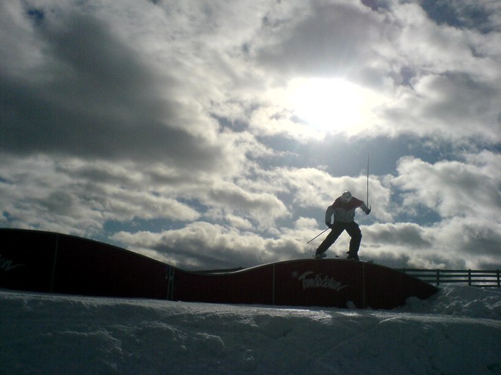 krach ;(. Foto: Micke hillius. Åkare: Robin Andersson.