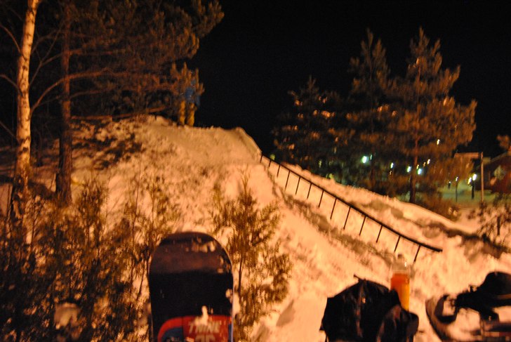 satte upp ett flatbar i slänten. Foto: adam heed.