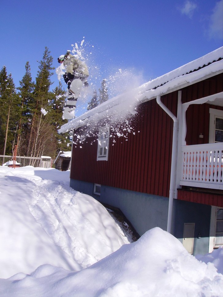 Dropp från Anderssons tak. Foto: Marit Andersson. Åkare: Martin Andersson.