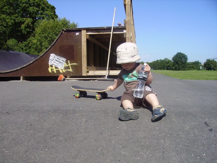 Intresset för den kulturella yttringen rullbräda. Foto: Kristian B. Åkare: Son nummer 1.