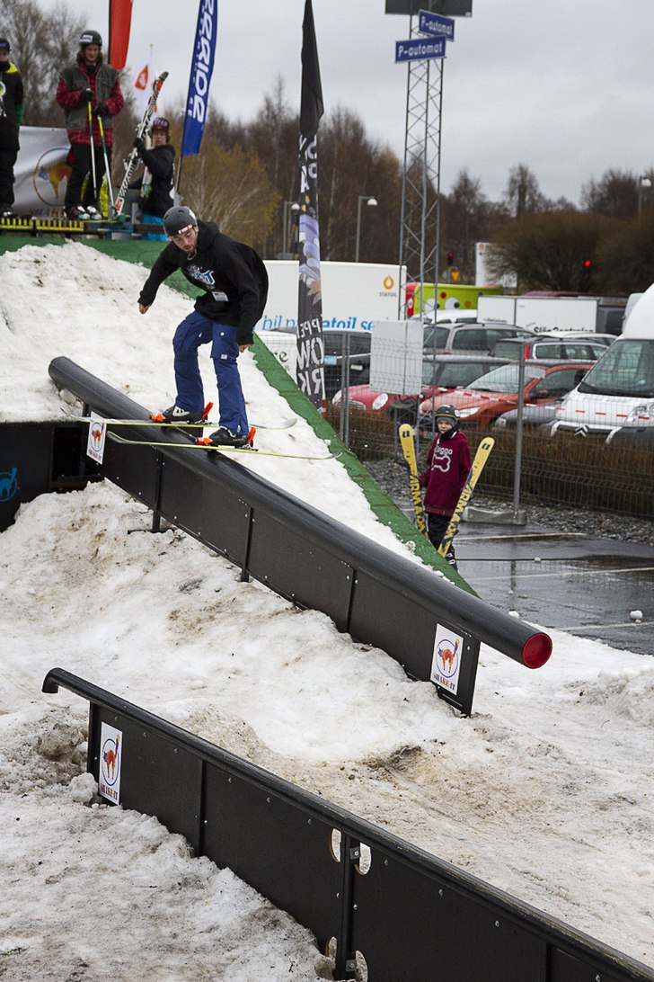 Make It Happen Älvsjö 2013

@jeppenator.