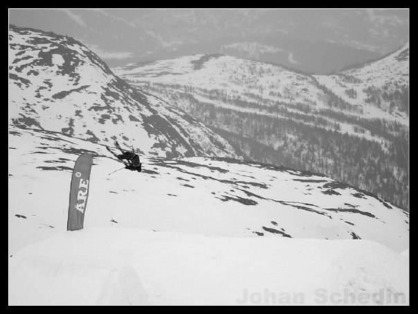 sista dagen på freeride. asdåliga väderföruts�. Foto: johan schedin. Åkare: gustav cederholm.