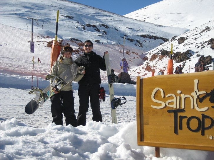 Jaha, då ska man ut bland snön igen... stråland. Foto: Anne Lundström. Åkare: Jag å daniella.