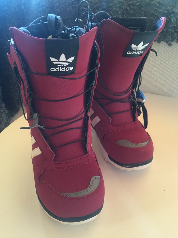 Addidas Snowboard Boots, Excellent condition. Size.