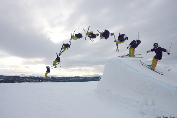 Andre Ifren som kör på. Foto: Petter Persson. Åkare: Andre Ifren.