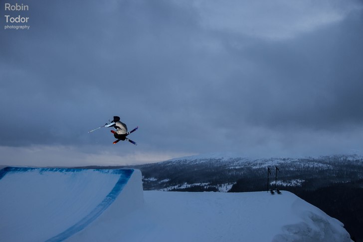 Åre snowpark. Foto: Robin Todor. Åkare: Erik.
