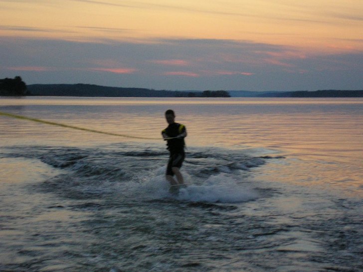 Ojojoj...det är bättre på sommaren. Foto: Inte jag heller.... Åkare: Jens Grönberg.