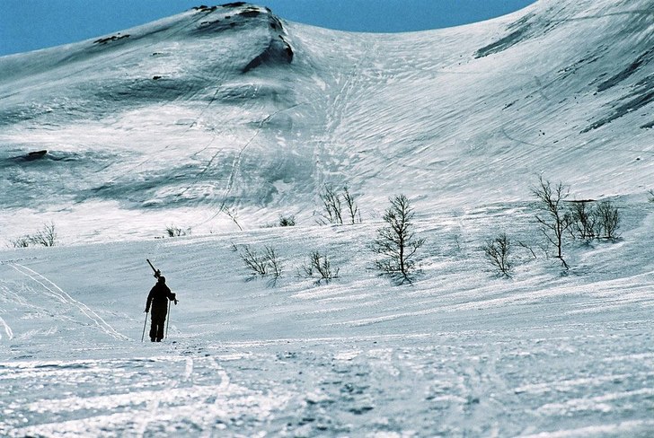 Lonely skiier. Foto: Wolf Hörner. Åkare: Johannes Hörner.