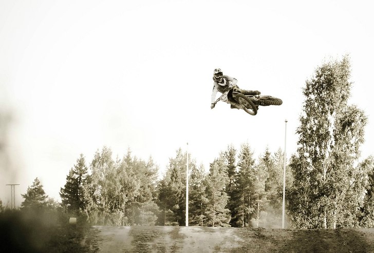 Foto: Mathias Lindkvist. Åkare: Hubbe.