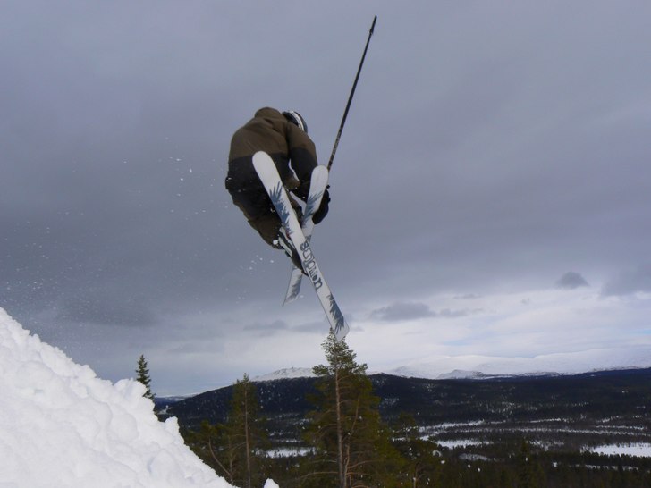 Vad heter detta tricket? Jag tyckte att bilden ble. Foto: Samuel Dalesjö. Åkare: Oskar Holmblad.