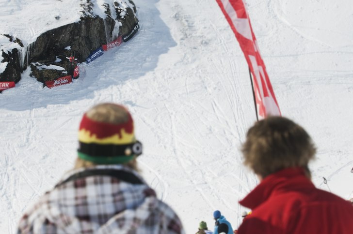 The famous frontflip under NM. Vet inte vem åkare. Foto: Mats Kahlström [www.matskahlstrom.se]. Åkare: Någon som känner sig skyldig?.