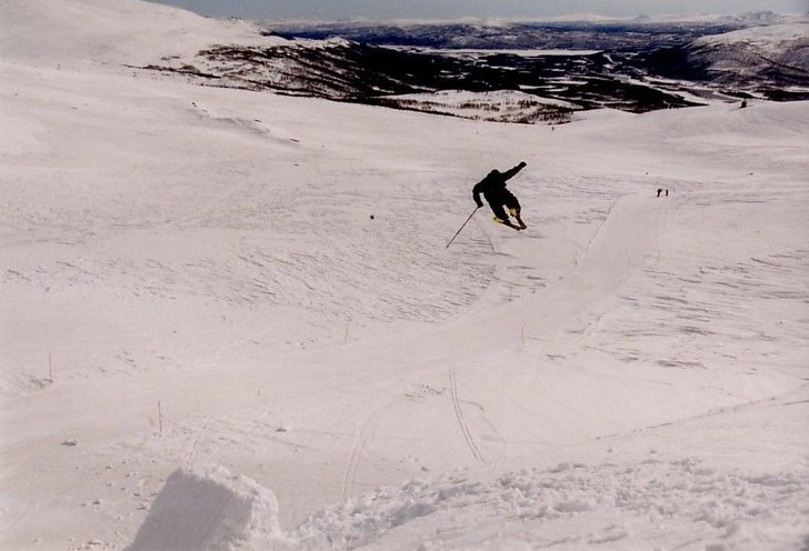 Foto: Kristoffer Olofsson. Åkare: Morten Fredriksen.
