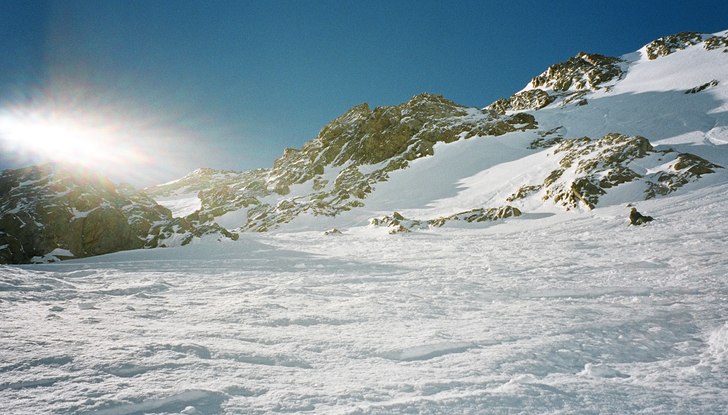 Some snow. Foto: Adam Van den Bussche.