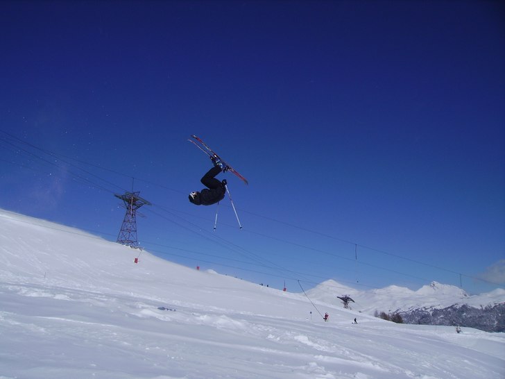 25-meters backflip. Foto: kevin. Åkare: sammy.