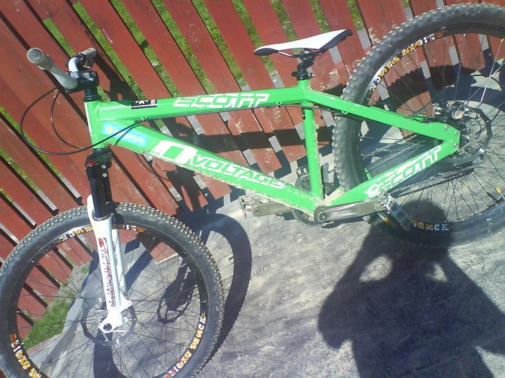 min cykel i tallmon  :). Foto: jag ?.