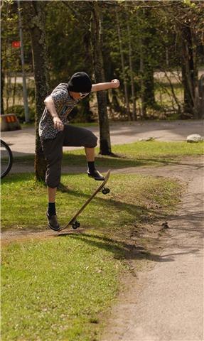 Hög ollie. Foto: Staefan Hamreus. Åkare: Malte Hamreus.