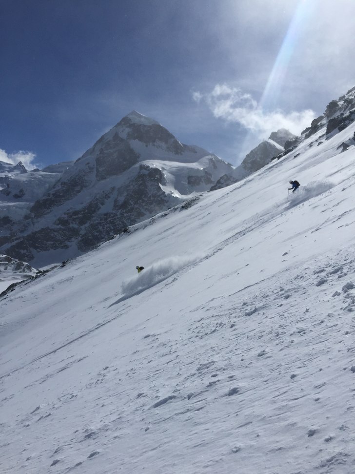Cervinia/Zermatt 
@linusalm @fredriklundqvist
Ph.
