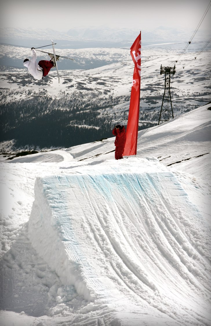 En av de sista dagarna på fjället. Namn på åka. Foto: Anton Östlund. Åkare: ....