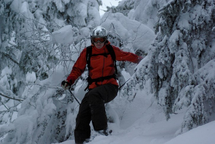 Mycket snö! Tyvärr lite sämre väder, men det v. Foto: Emma Nordén. Åkare: Emma Johansson.