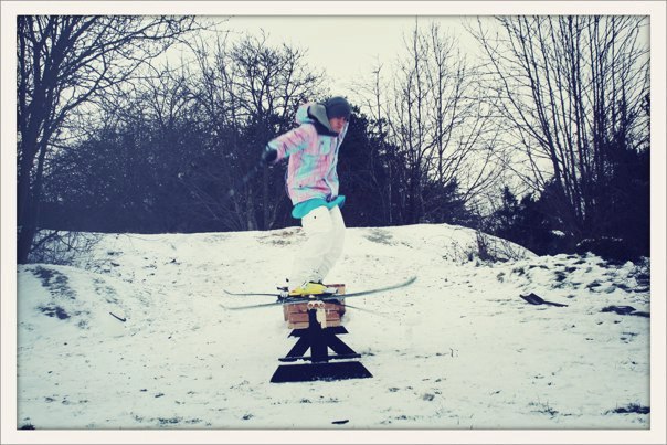 Railsession på hemmaplan!. Foto: David Strand. Åkare: Simon Fetscher.