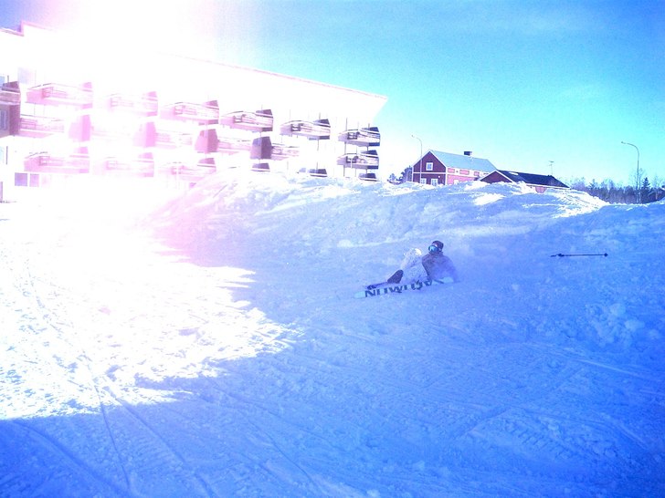 Solar eller nått liknande hehe. Foto: Sebbe w. Åkare: Jesper Stålnacke Naapanki.