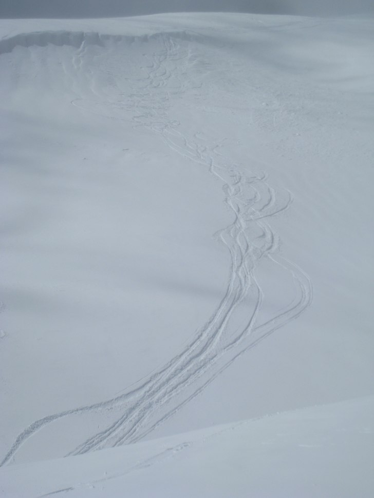 snöbryggan skall vara där...nånstans.. Foto: mattias sahlin. Åkare: blandat.