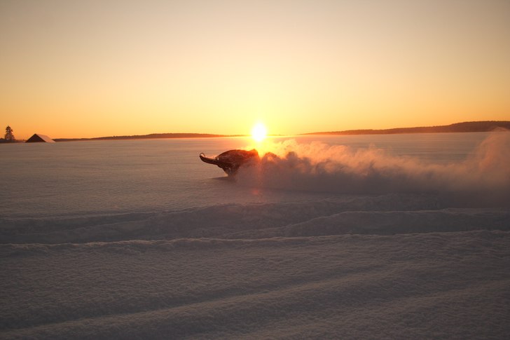 Underbart med skoter ibland.. Foto: Jacib Sehlin. Åkare: Eric Clark.